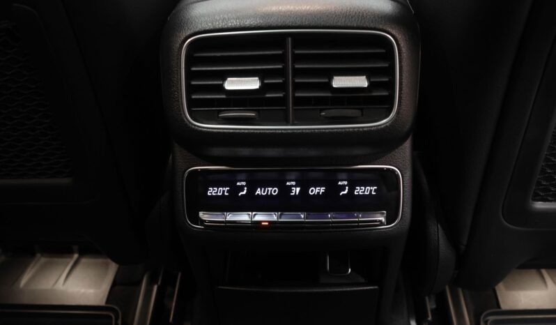 
								Mercedes-Benz GLE 350 de AMG Line full									