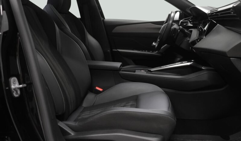 
								Peugeot 408 GT Plug-in Hybrid full									