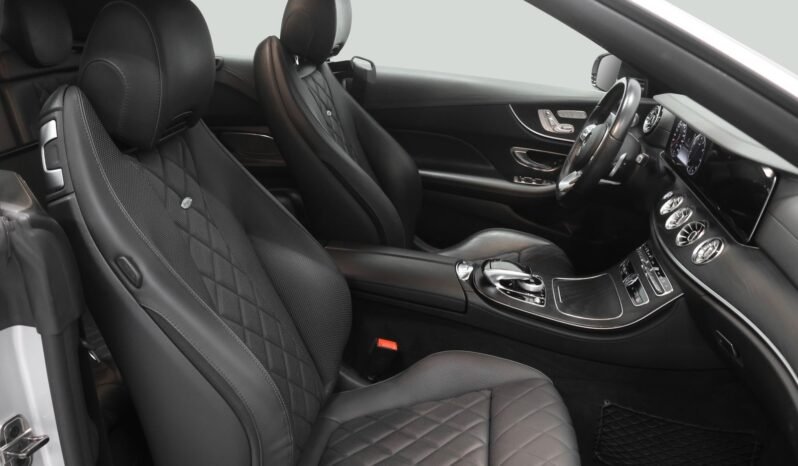 
								Mercedes-Benz E 300 AMG full									