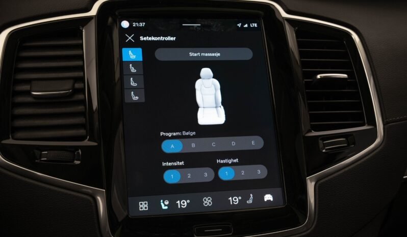 
								Volvo XC90 T8 Ultimate Dark Edition full									