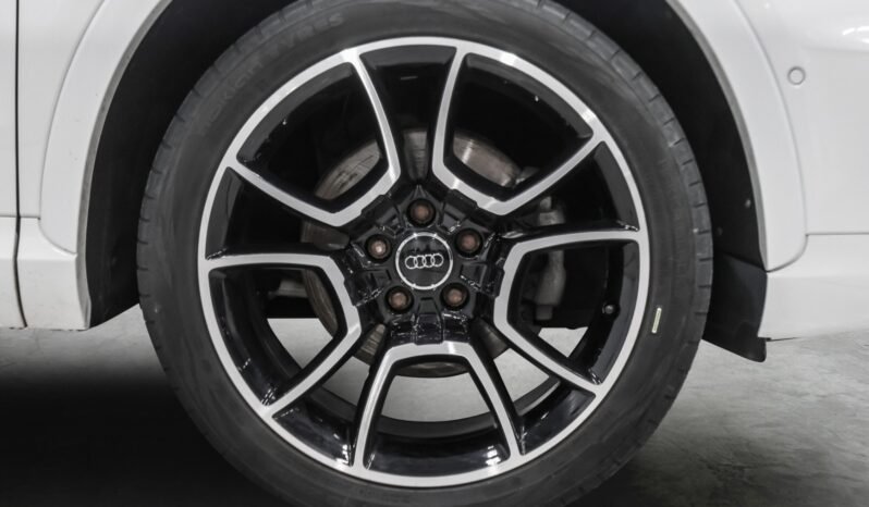 
								Audi Q3 2.0 TDI 150 ch quattro S line S tronic full									