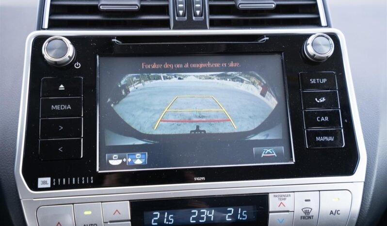 
								Toyota Land Cruiser 2.8 D-4D GX full									