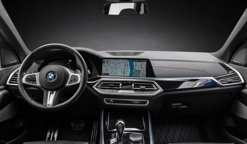 
								BMW X5 M-Sport Individual full									