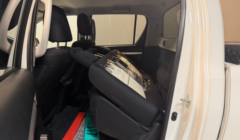 
								Toyota HiLux 2.4 D-4D 150 ch full									