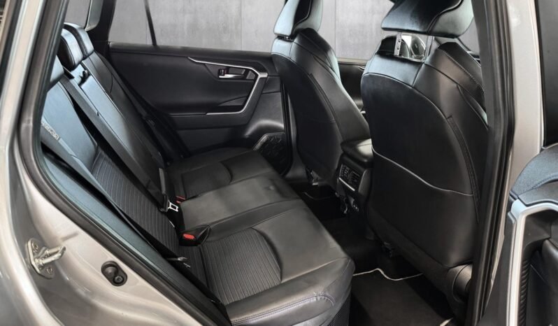 
								Toyota RAV4 Hybrid AWD-i Style full									