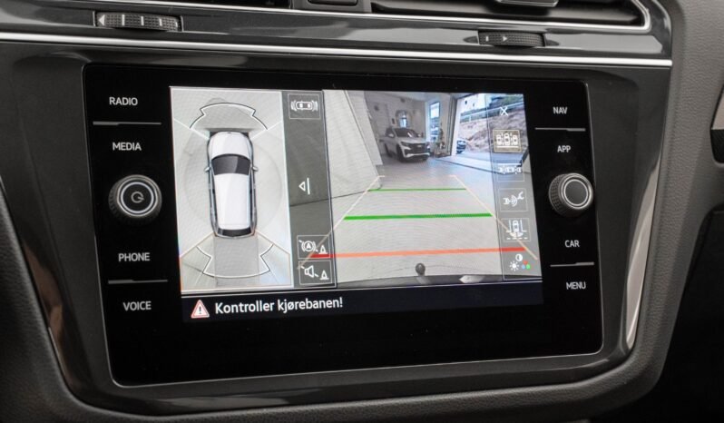 
								Volkswagen Tiguan 2.0 TDI 4Motion DSG full									