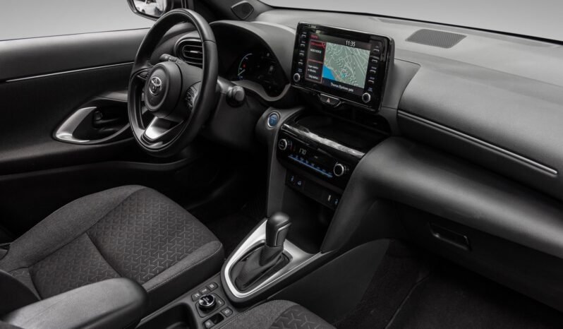 
								Toyota Yaris Cross 1.5 Hybrid 178 ch Active Tech AWD-i full									
