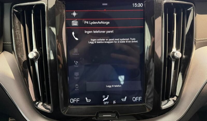 
								Volvo XC60 T8 AWD R-Design full									