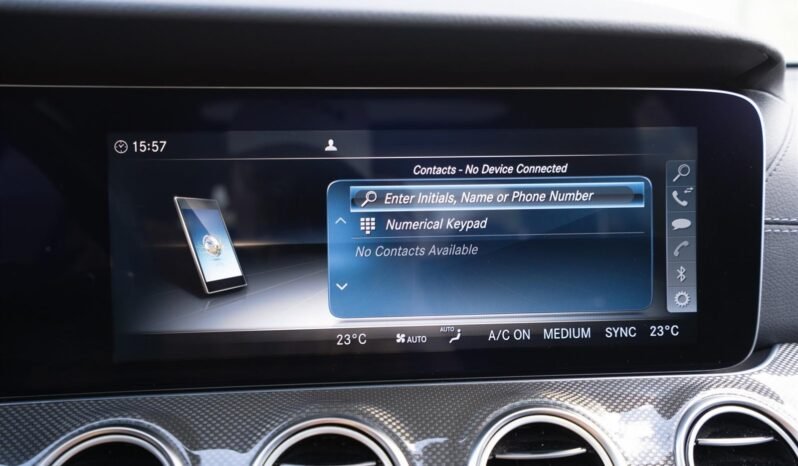 
								Mercedes-Benz E 43 AMG 4MATIC full									