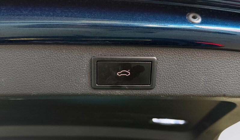 
								Škoda Superb iV Plug-in Hybrid Style full									