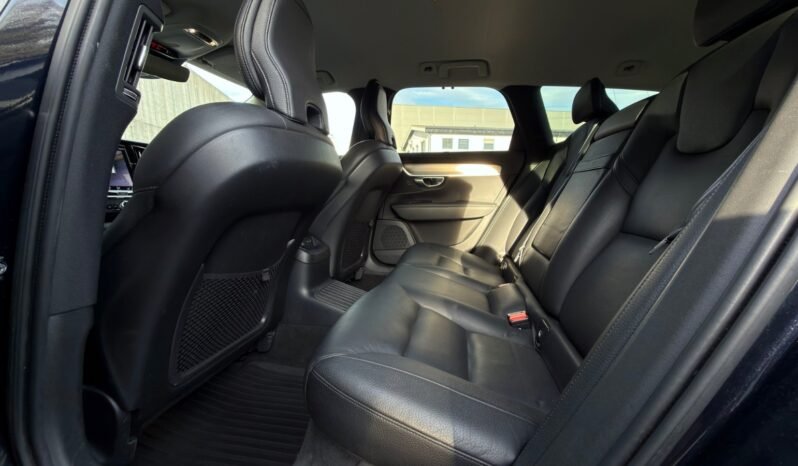 
								Volvo V90 T8 Twin Engine 408 ch Inscription AWD full									