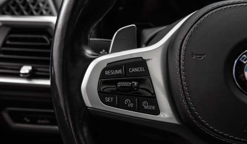 
								BMW X7 xDrive40d M Sport full									