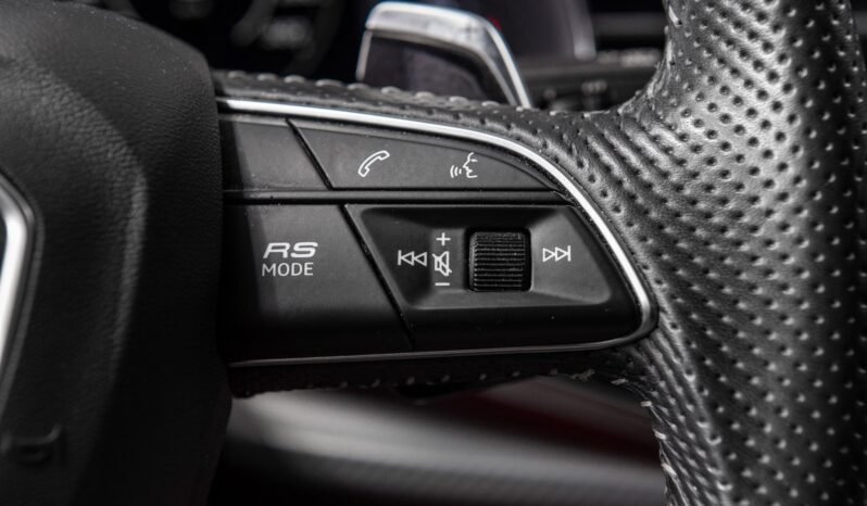 
								Audi RS Q8 full									