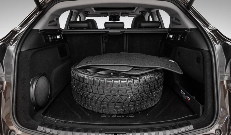
								Alfa Romeo Stelvio 2.0 Turbo 280 ch Super AWD full									