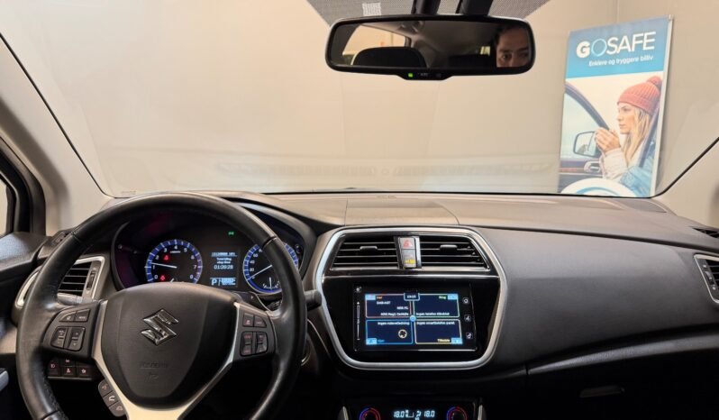 
								Suzuki SX4 S-Cross Hybrid 4×4 143 ch full									