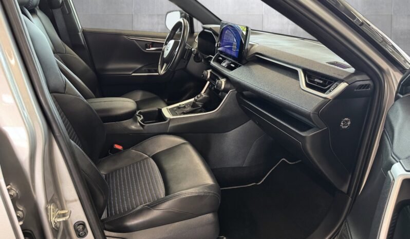
								Toyota RAV4 Hybrid AWD-i Style full									