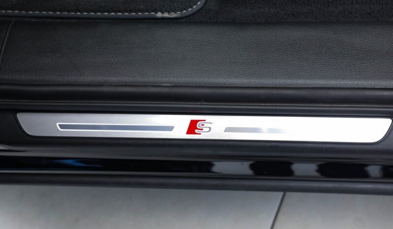 
								Audi Q7 60 TFSI e quattro S line full									