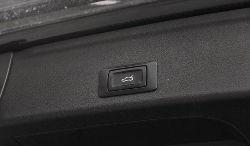 
								Audi A4 allroad 2.0 TDI 190 ch quattro full									