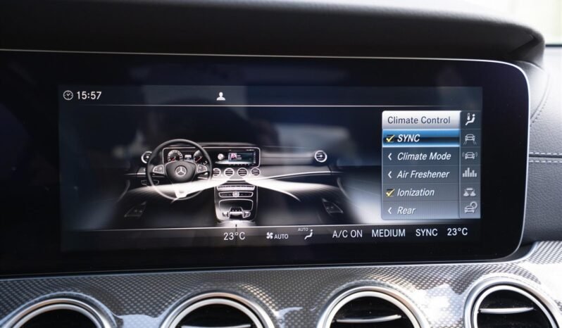 
								Mercedes-Benz E 43 AMG 4MATIC full									