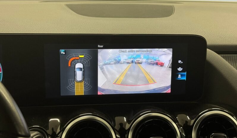 
								Mercedes-Benz B 250 e Plug-in Hybrid full									