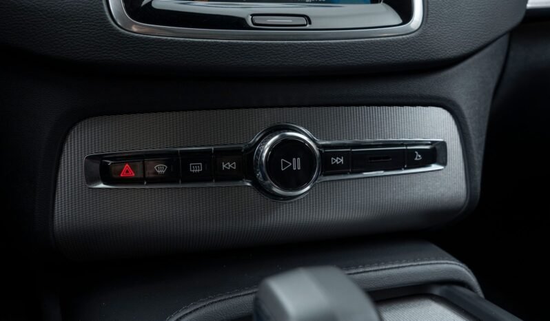 
								Volvo XC90 T8 Recharge Ultra Bright full									