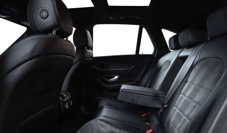 
								Mercedes-Benz GLC 350 e Plug-in Hybrid AMG full									