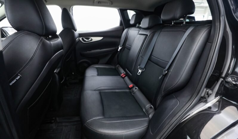 
								Nissan Qashqai DIG-T 116 ch Tekna full									