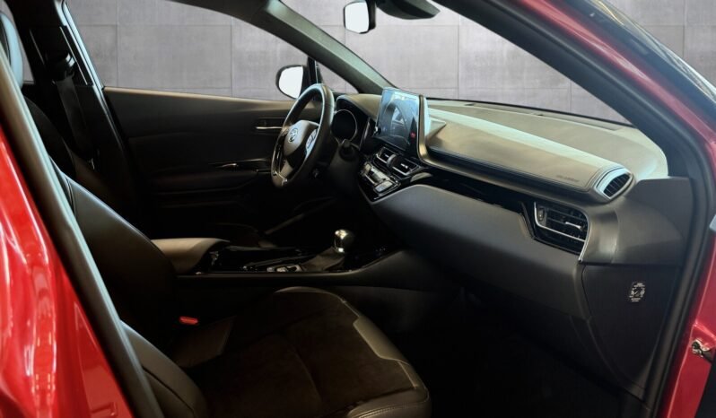 
								Toyota C-HR 1.8i Hybrid Lounge Tech Bitone & Alcantara full									