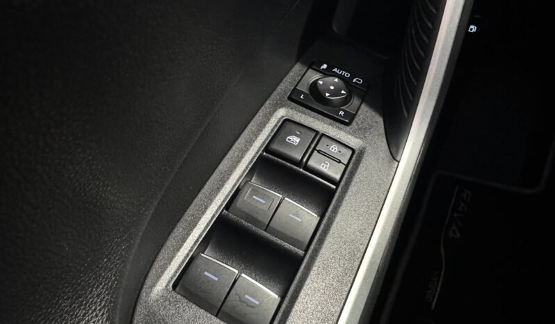 
								Toyota RAV4 Hybrid AWD-i Style full									