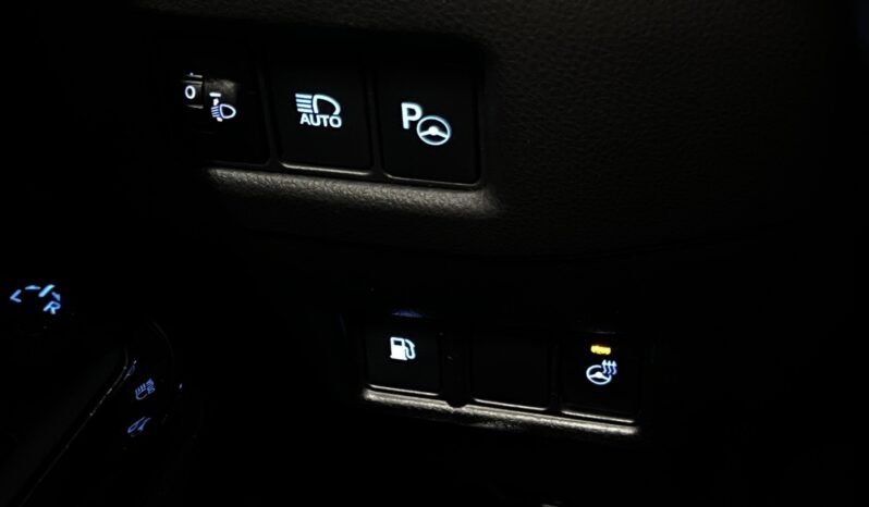 
								Toyota C-HR 1.8 Hybrid LoungeTech full									
