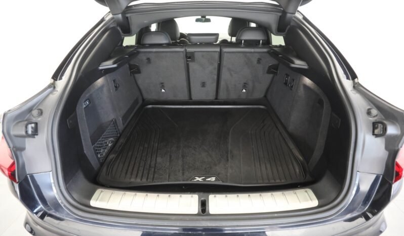 
								BMW X4 xDrive30i M-Sport full									