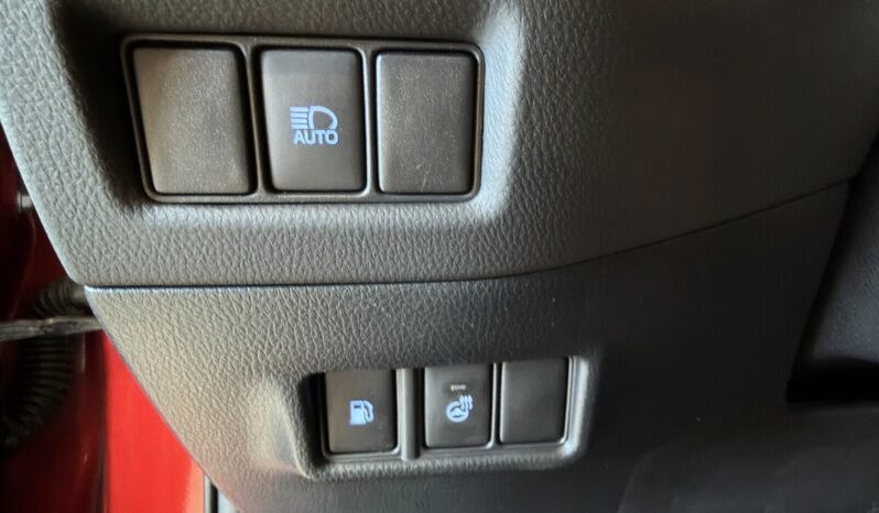 
								Toyota C-HR 1.8i Hybrid Lounge Tech Bitone & Alcantara full									