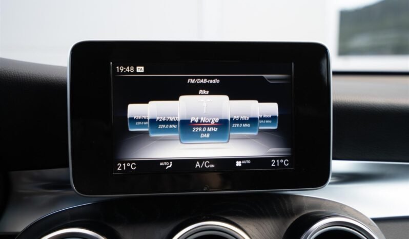 
								Mercedes-Benz GLC 250 d 4MATIC Coupé AMG full									