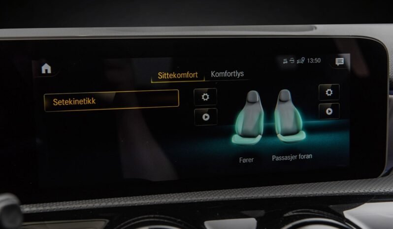 
								Mercedes-Benz A 220 4MATIC 2x AMG full									