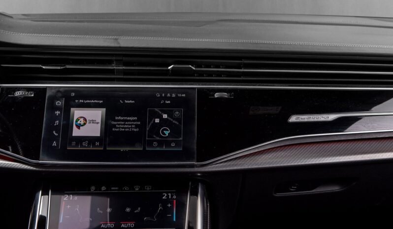 
								Audi RS Q8 full									
