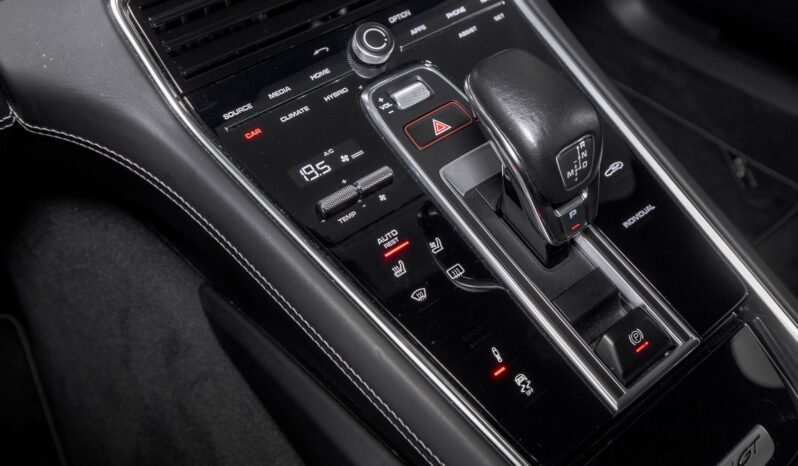 
								Porsche Panamera Turbo S Techart Grand GT full									
