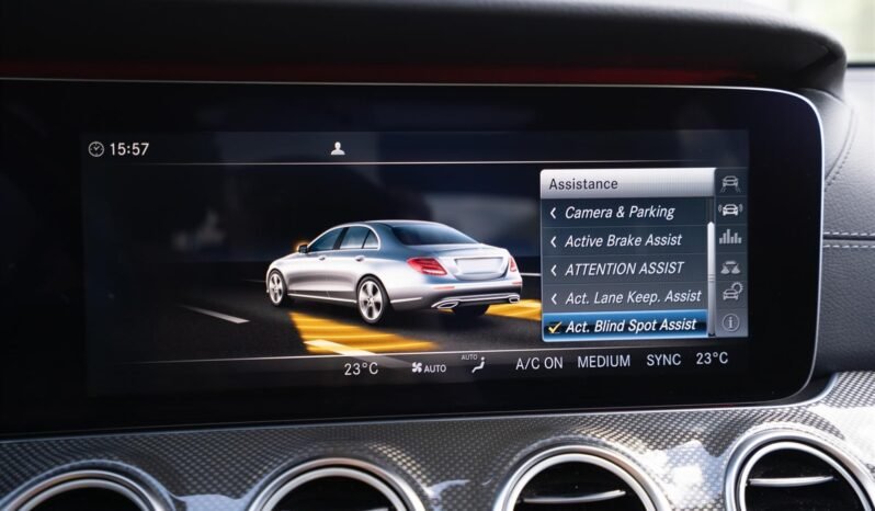 
								Mercedes-Benz E 43 AMG 4MATIC full									