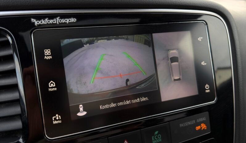 
								Mitsubishi Outlander PHEV S-Edition full									