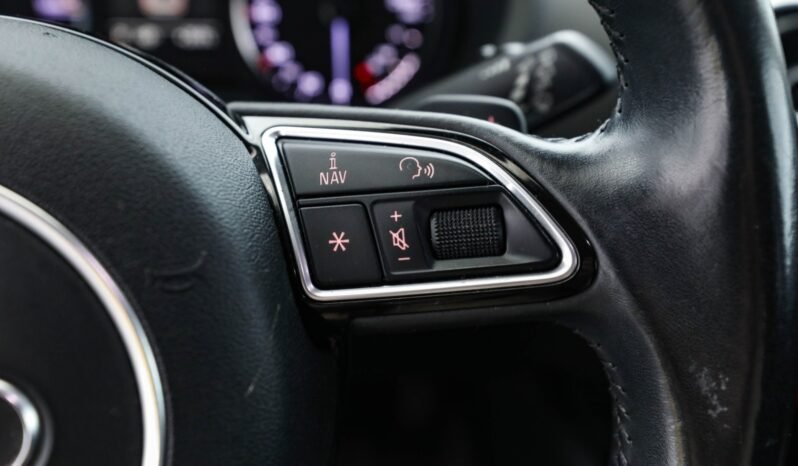 
								Audi A3 Sportback e-tron full									