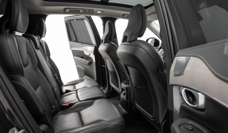 
								Volvo XC90 T8 Ultimate Dark Edition full									
