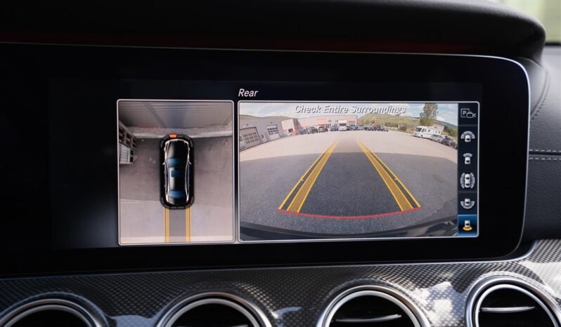 
								Mercedes-Benz E 43 AMG 4MATIC full									