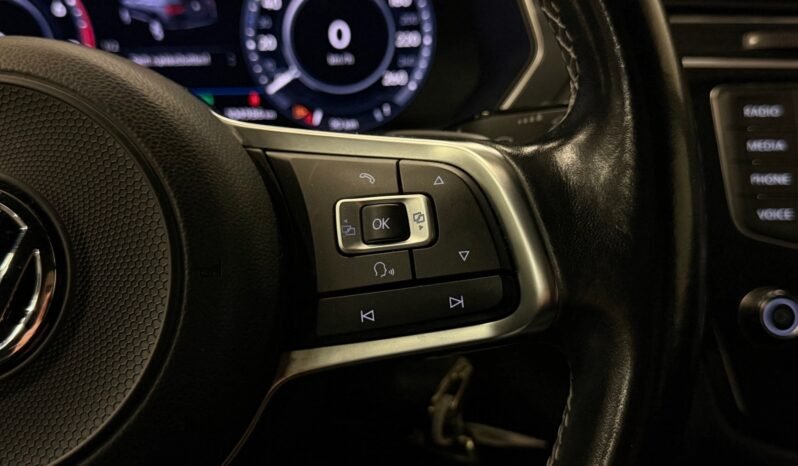
								Volkswagen Tiguan 150 ch 4MOTION DSG R-Line full									