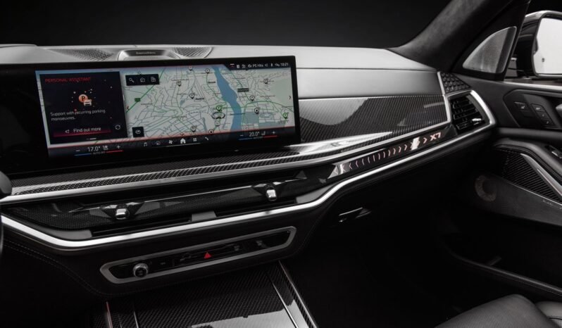 
								BMW X7 xDrive40d M Sport full									