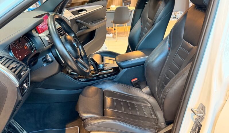 
								BMW X4 xDrive20i M Sport full									