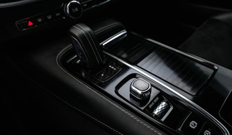 
								Volvo V90 T6 AWD R-Design full									