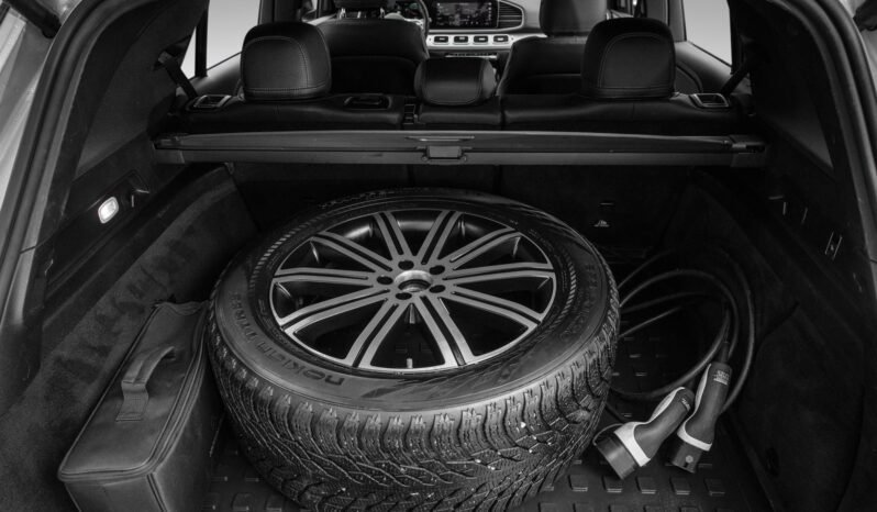 
								Mercedes-Benz GLE 350 de 4MATIC – AMG / Night Package full									