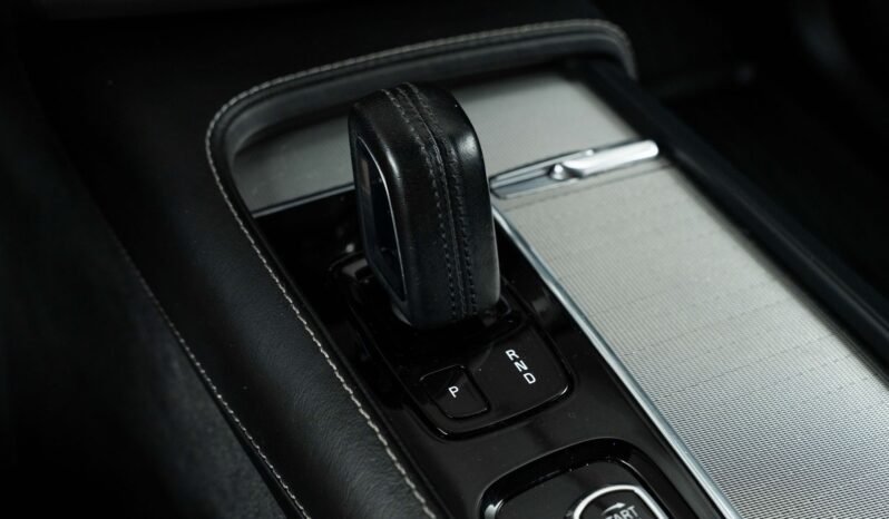 
								Volvo XC90 T8 AWD Inscription full									