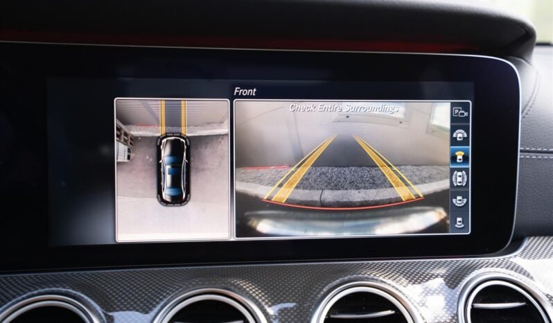
								Mercedes-Benz E 43 AMG 4MATIC full									