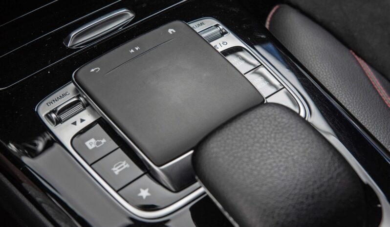 
								Mercedes-Benz A 220 4MATIC 2x AMG full									