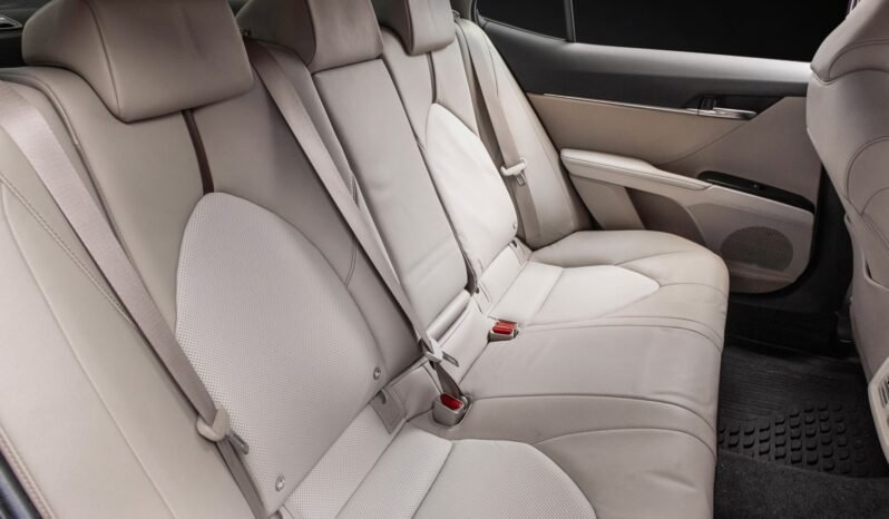 
								Toyota Camry 2.5 Hybrid Premium full									